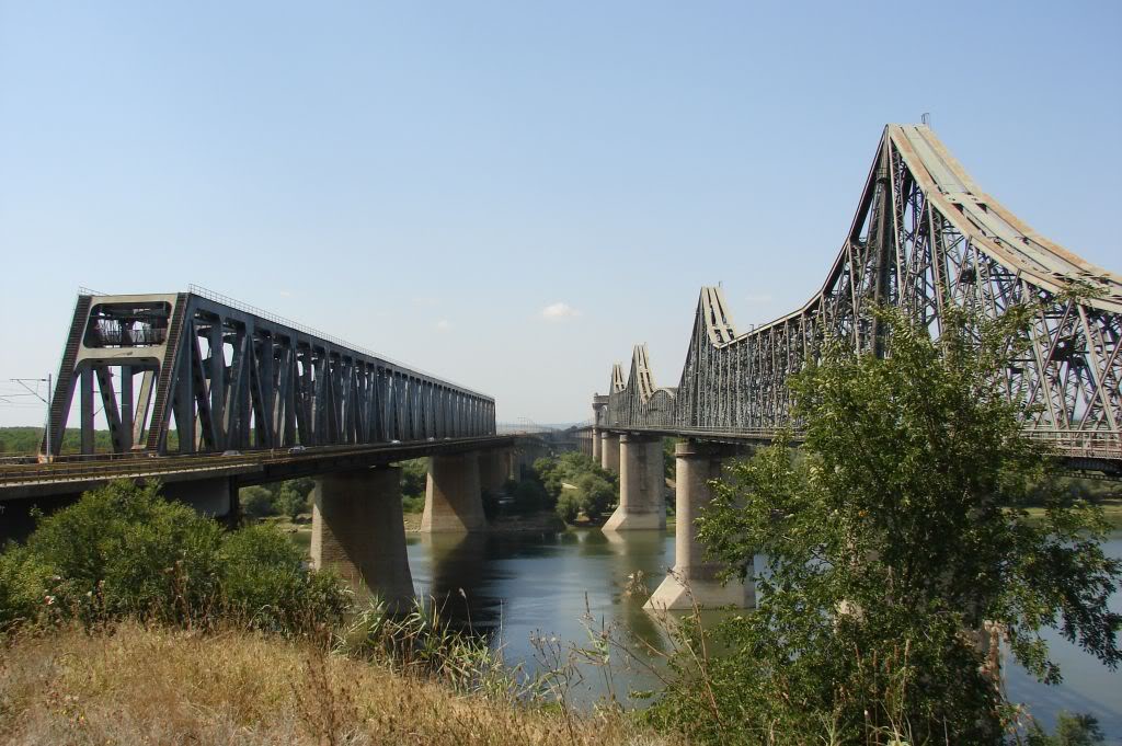 Continuă reabilitarea podurilor feroviare peste Dunăre de la CERNAVODĂ și BORCEA