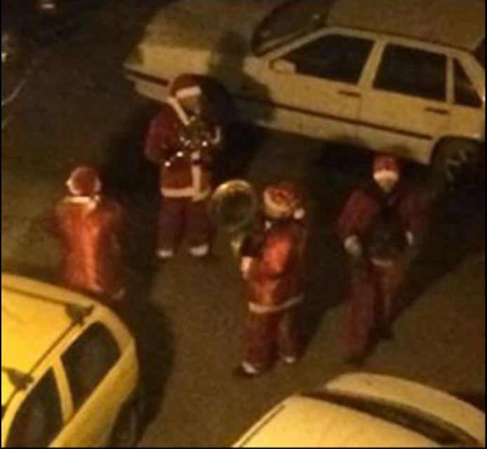FOTO – CONSTANȚA. Au apărut primii COLINDĂTORI pe străzile orașului