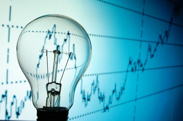 CURENTUL ELECTRIC se poate IEFTINI de la 1 ianuarie!