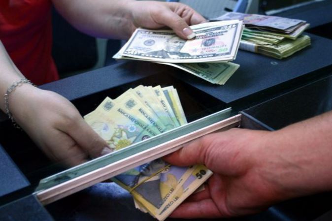Veşti nu tocmai bune pentru românii care au depozite în bănci