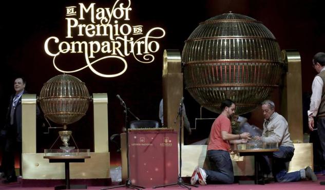Numărul 66.513, câștigător al marelui premiu al Loteriei de Crăciun „El Gordo” din Spania
