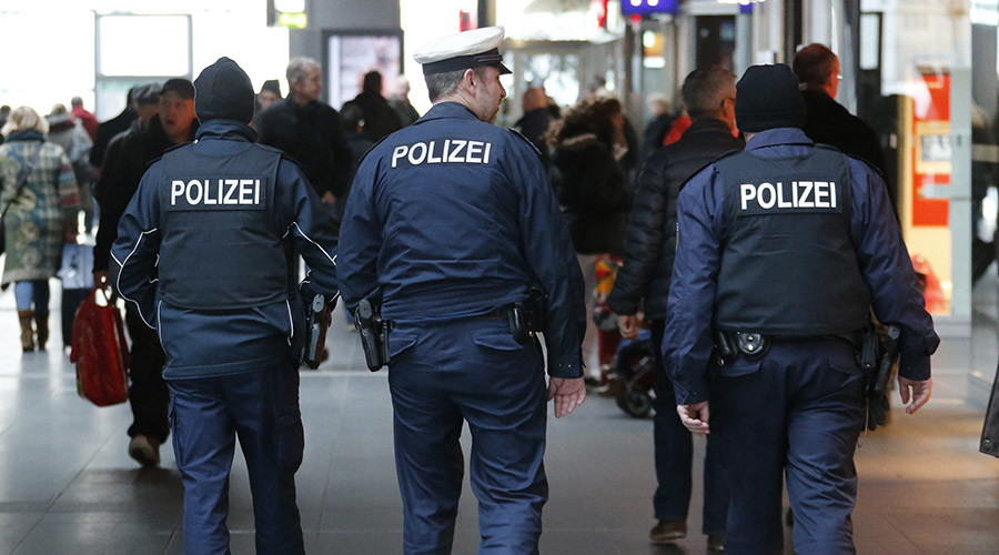 ALERTĂ în Germania: Un CENTRU COMERCIAL din Berlin ÎNCHIS. Transportul în comun OPRIT