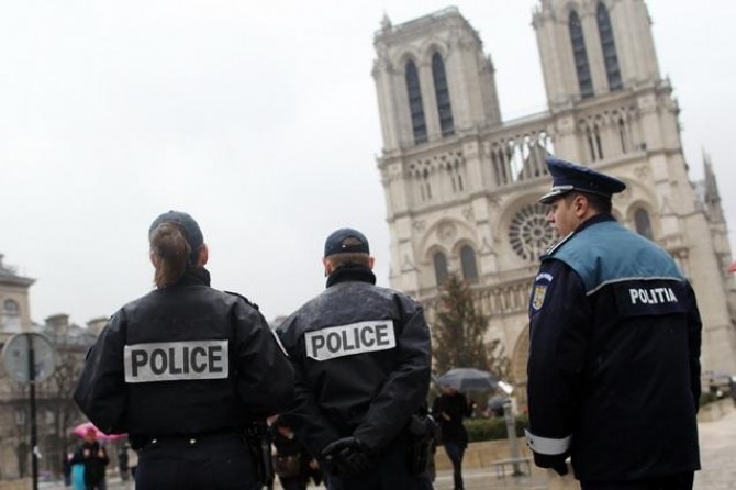 FOTO – 11 polițiști români, detașați la PARIS