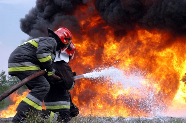 MANGALIA: O butelie a EXPLODAT