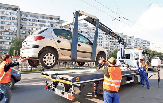 Atenție, șoferi! Cine se urcă BĂUT la volan ar putea rămâne FĂRĂ mașină