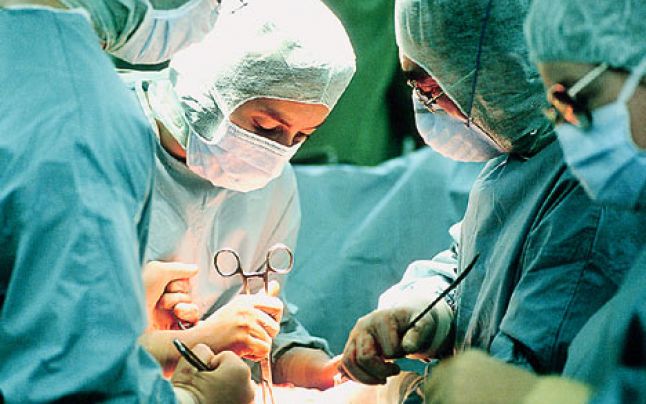 Consultări privind modul în care sunt alocate organele pentru TRANSPLANTURI