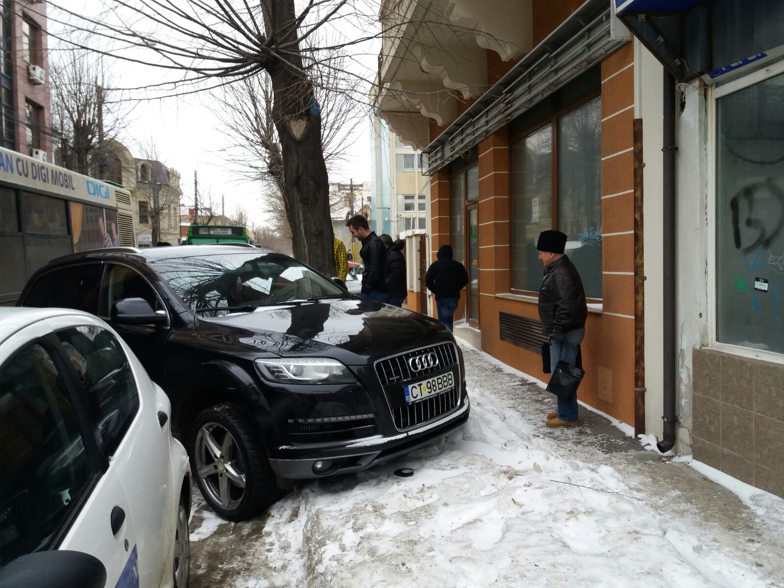 Foto/Video – CONSTANŢA: Parchez, deci exist! Trafic rutier BLOCAT pe o arteră din centrul oraşului