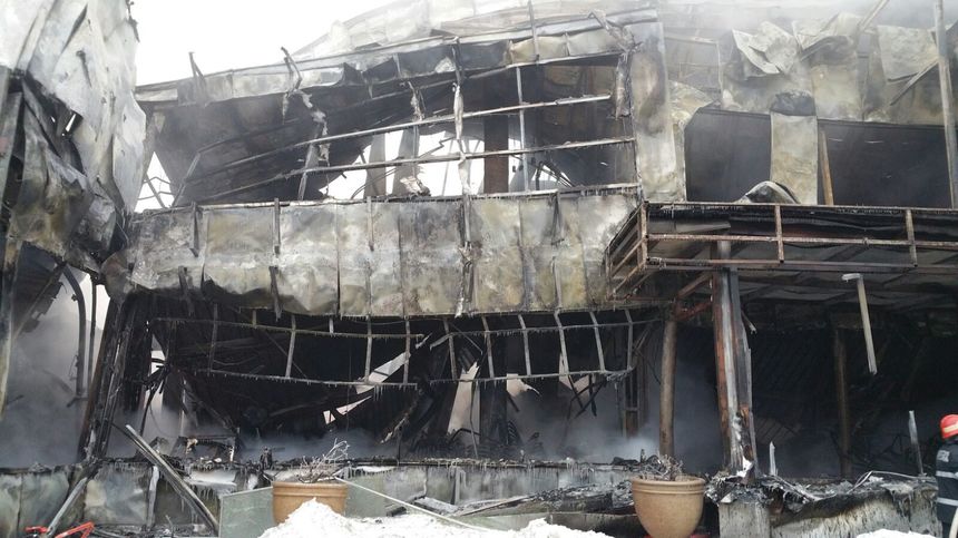 Incendiul din clubul Bamboo, declarat stins luni, după 57 de ore