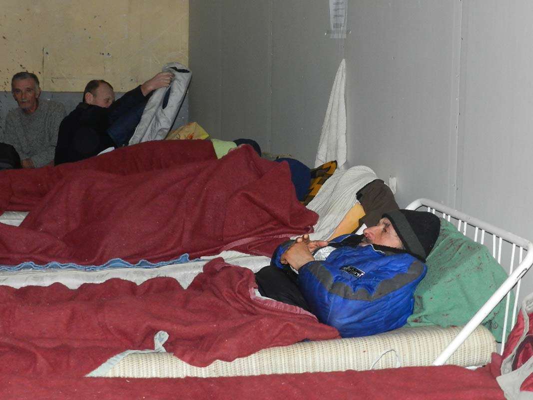 Câţi oameni ai străzii au ajuns în adăpostul pus la dispoziţie de Primărie