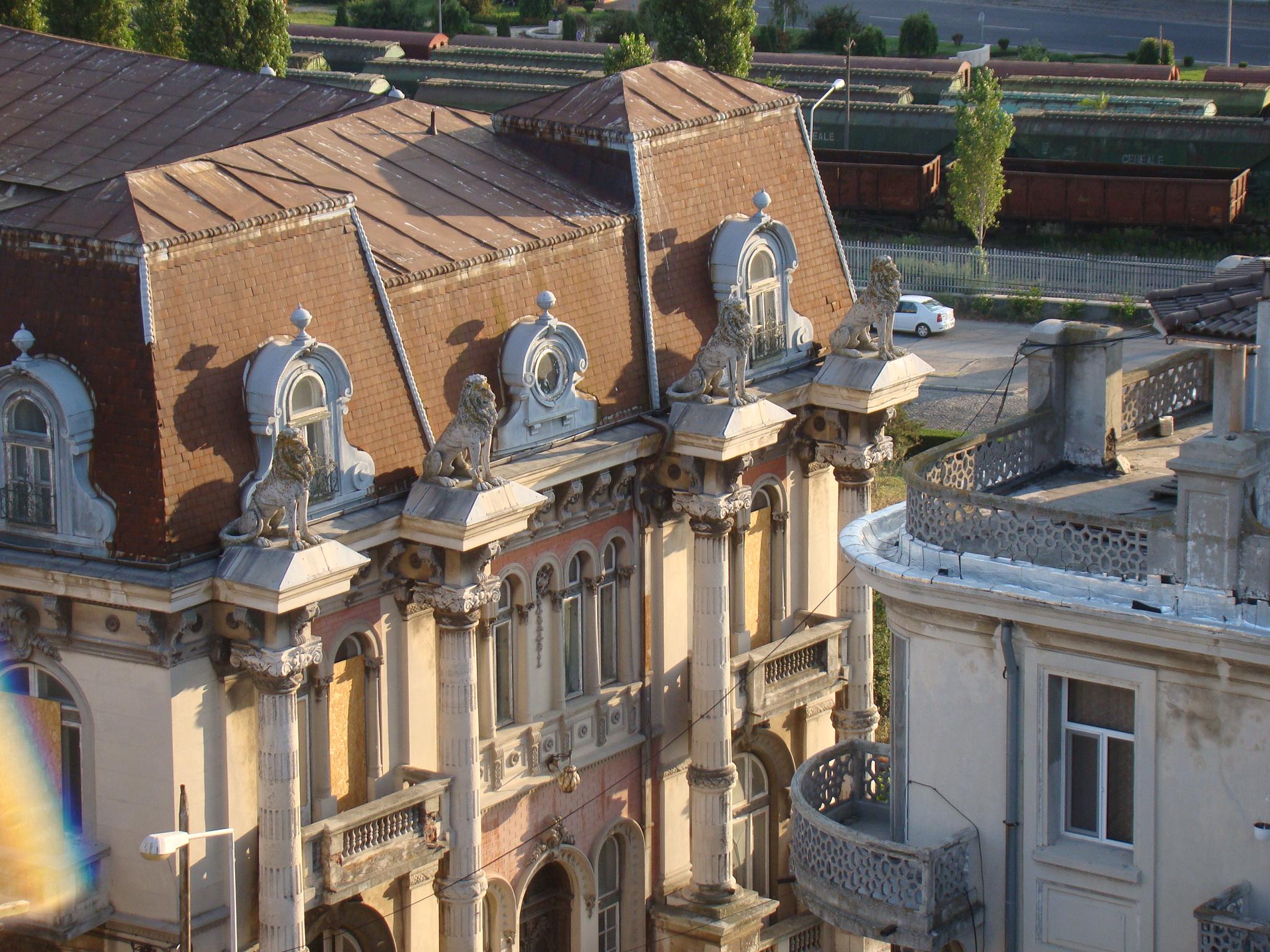CONSTANȚA: Clădirile în paragină din centrul vechi vor avea fațadele reabilitate