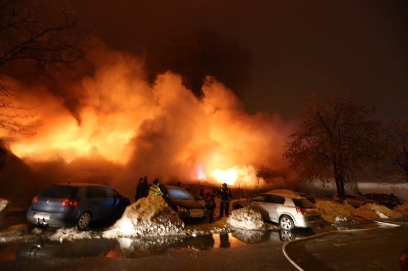 UPDATE/INCENDIU BAMBOO. Reprezentant ISU București: „Este posibil să se fi fumat în club“