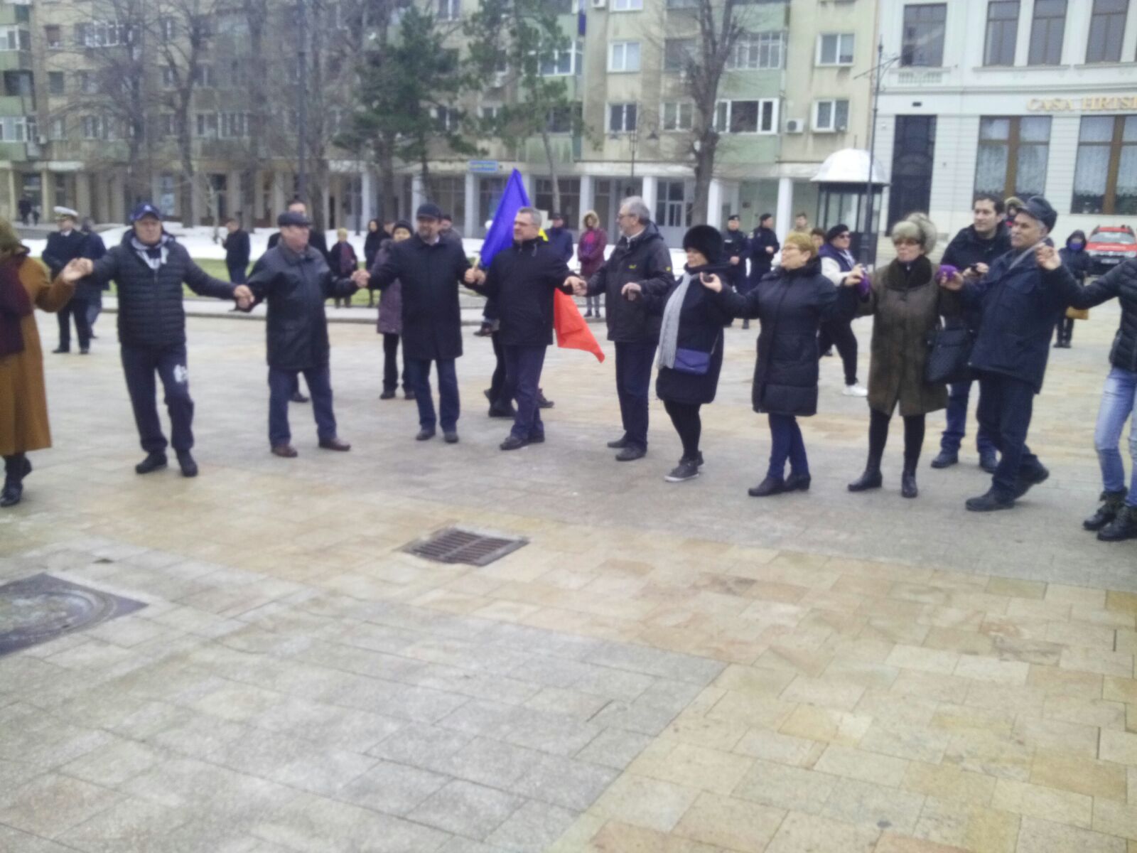 FOTO: Constănțenii s-au strâns în Hora Unirii