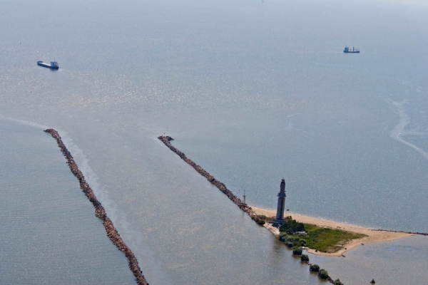 Tulcea: Circulația navelor la bara Sulina a fost reluată