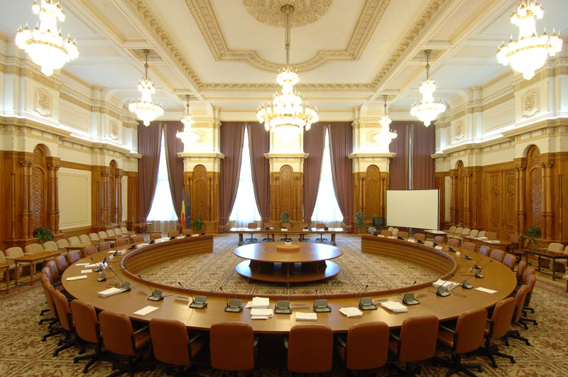UPDATE/Miniștrii Guvernului Grindeanu, audiați în comisiile din Parlament