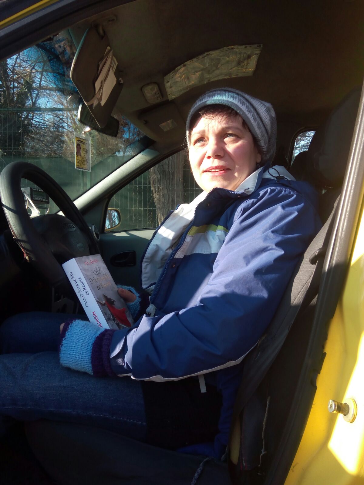 AUDIO: O contabilă din CONSTANȚA a renunțat la meserie și a îmbrățișat … volanul de taximetrist