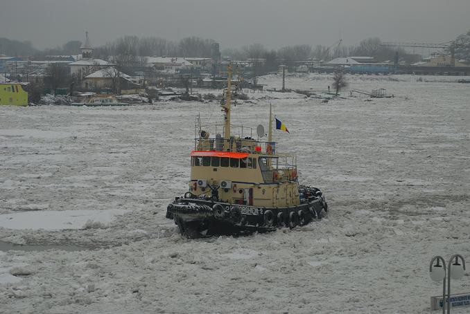 Tulcea: Circulația la bara Sulina rămâne închisă