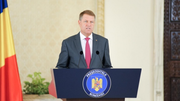 Klaus Iohannis a promulgat legea care elimină CASS şi impozitul de 16% pentru pensiile de sub 2.000 de lei