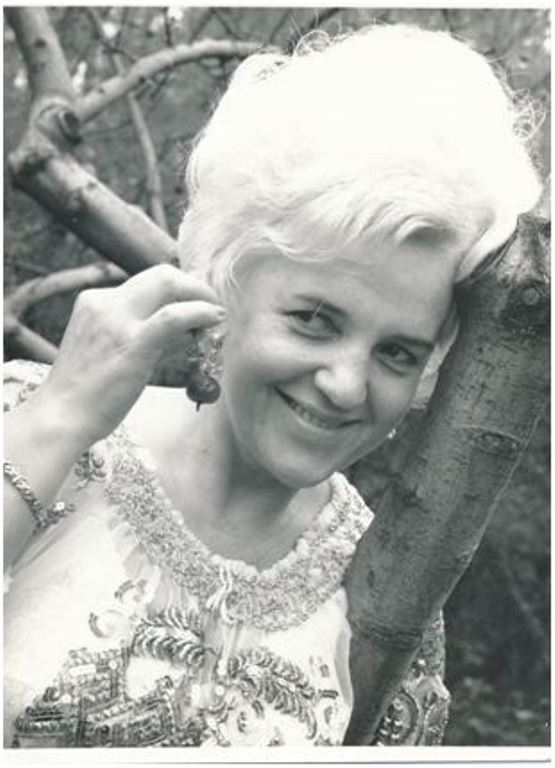 Profil de interpret: Maria Peter