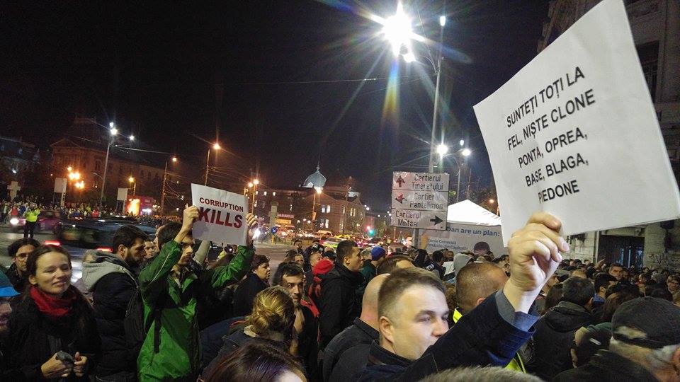 Miting la CONSTANŢA: „Stop Mafiei, Susțin Democrația, Susțin DNA”