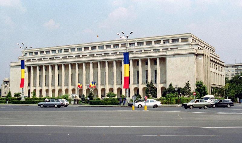 Moţiunea de cenzură: Guvernul marionetă al penalului Liviu Dragnea trebuie să plece azi