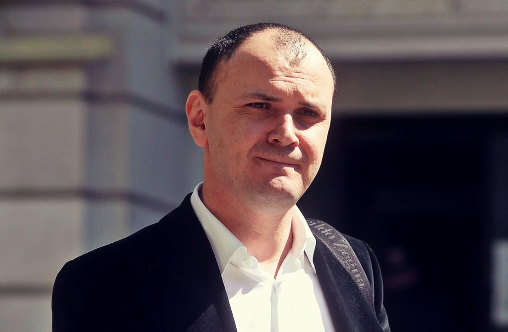 Sebastian Ghiță a fost localizat și reținut – update