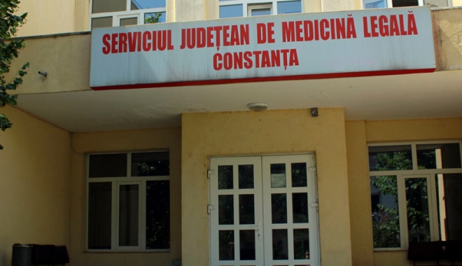 Asistentul de la Medicină Legală arestat preventiv a fost dat afară din serviciu!