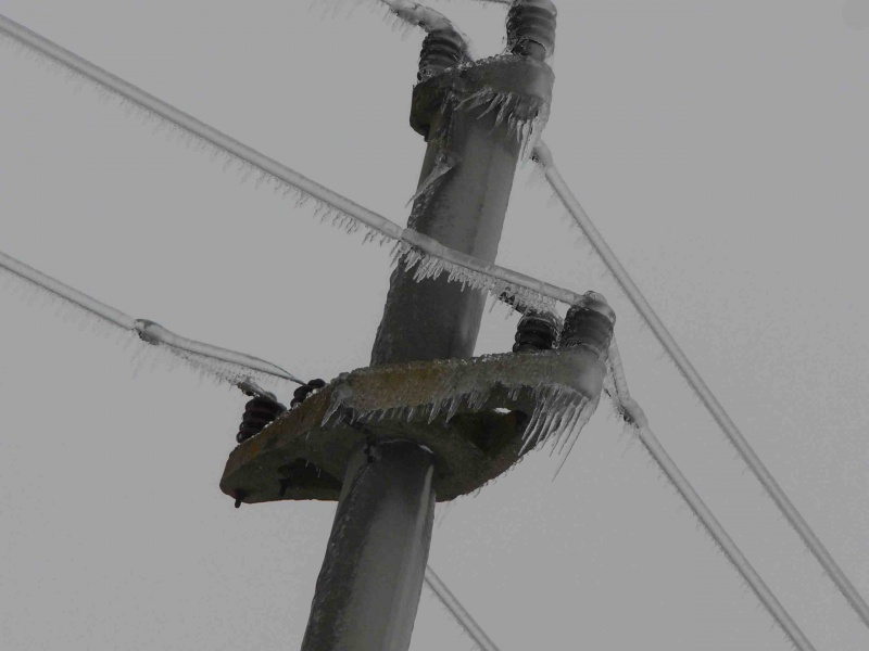 Județul CONSTANȚA: Viscolul menține mai multe localități fără curent electric. Unde mai sunt probleme