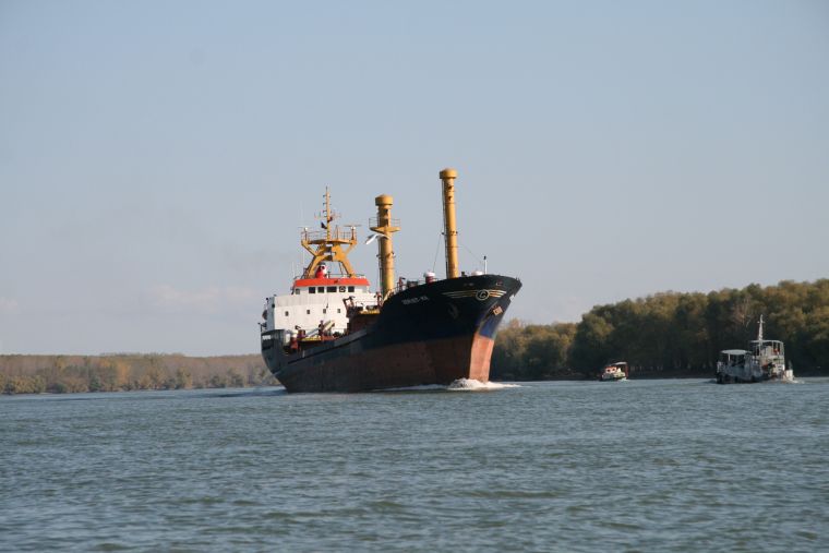Misiune umanitară pentru echipajul unei nave avariate în apropiere de canalul SULINA