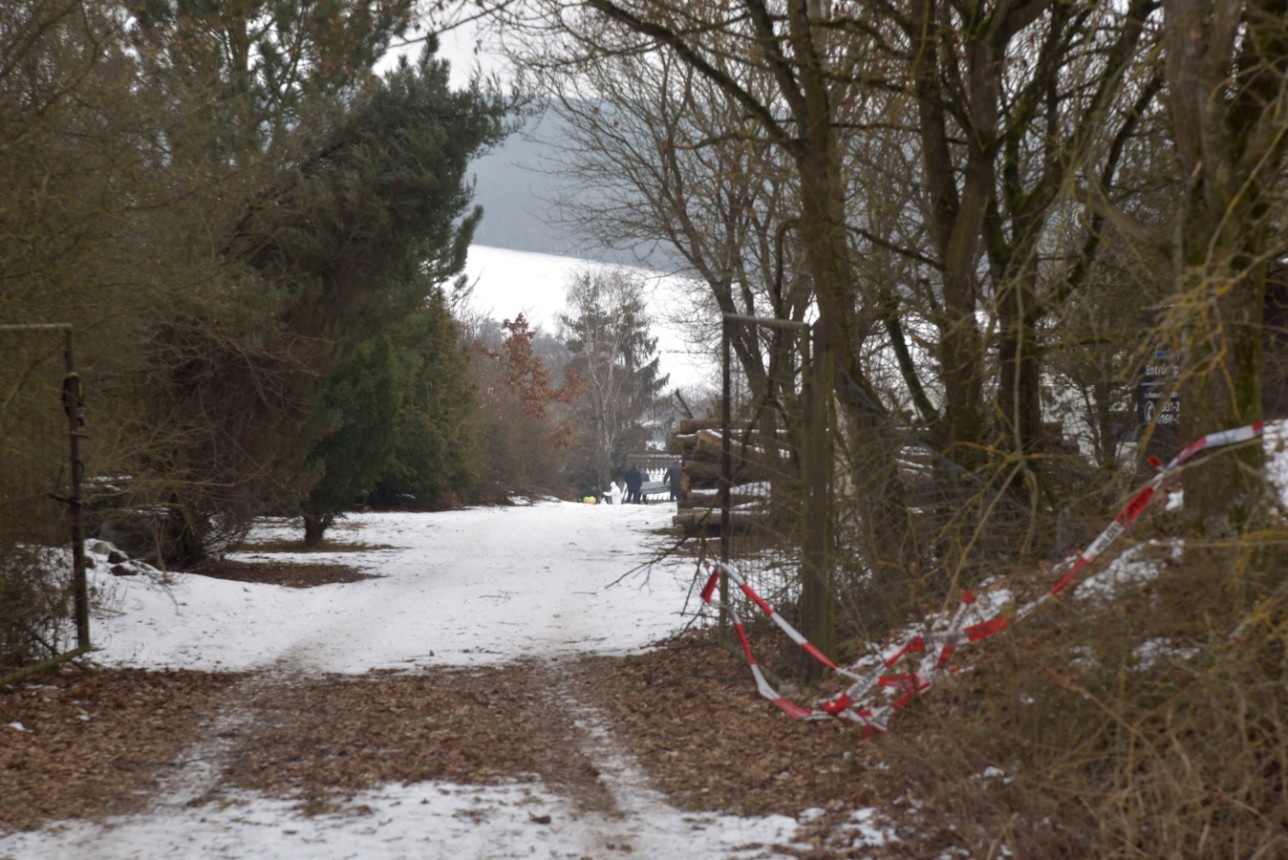 Cadavrele a șase tineri au fost descoperite într-un șopron