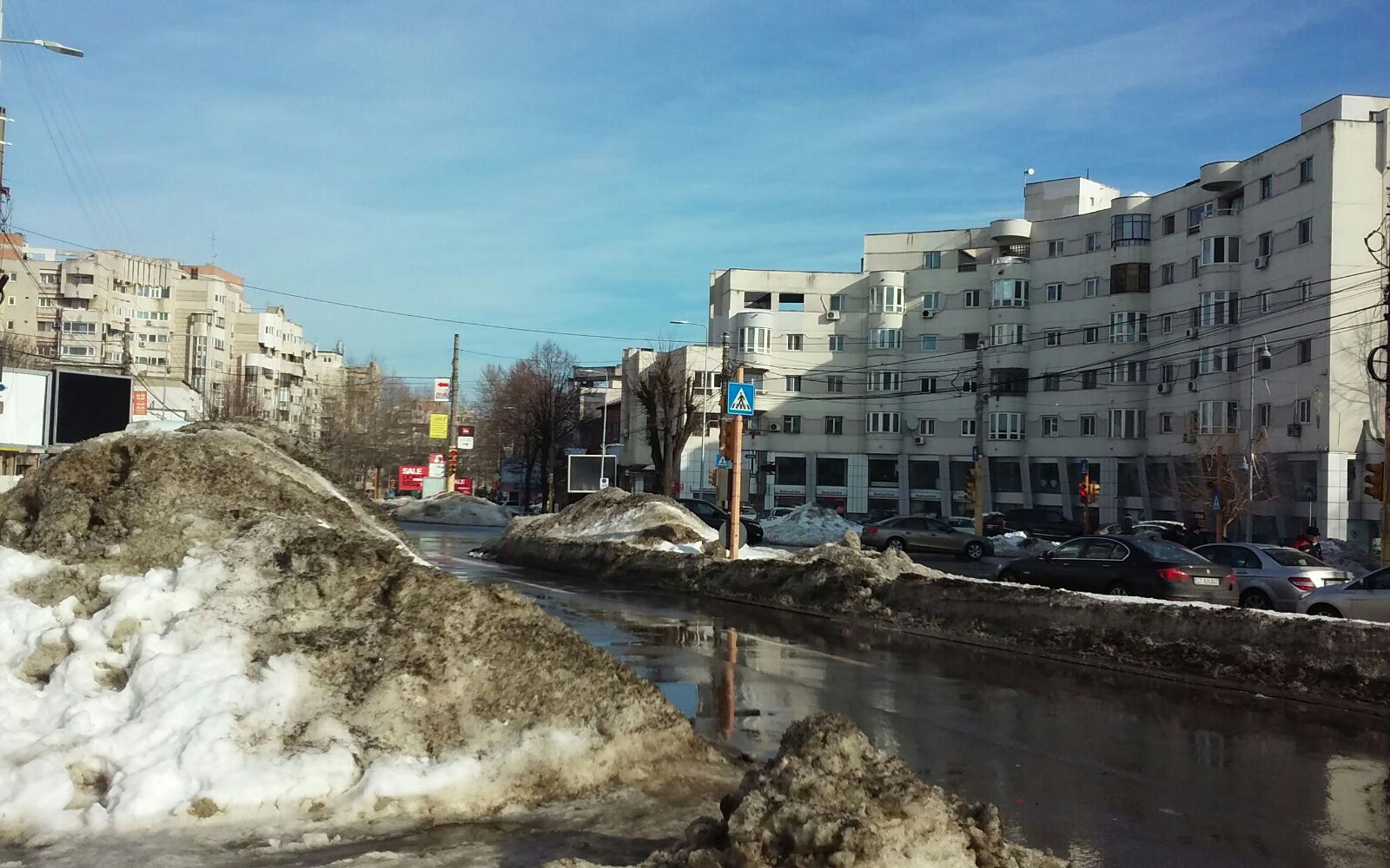 Vremea se răcește ușor. Ne pregătim pentru un nou episod de ninsori și viscol
