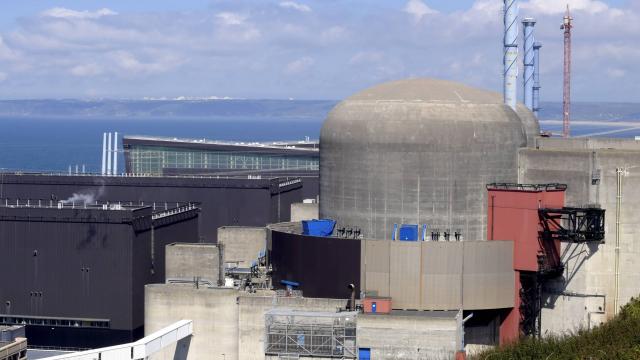 Explozie la o centrală nucleară din FRANȚA