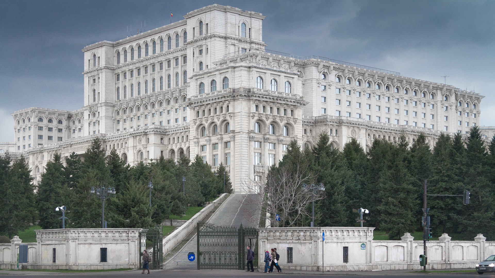 OUG 13 a fost respinsă în Comisia juridică a Senatului