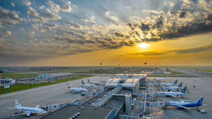 România a înregistrat în 2016 cel mai rapid avans al traficului aerian de pasageri