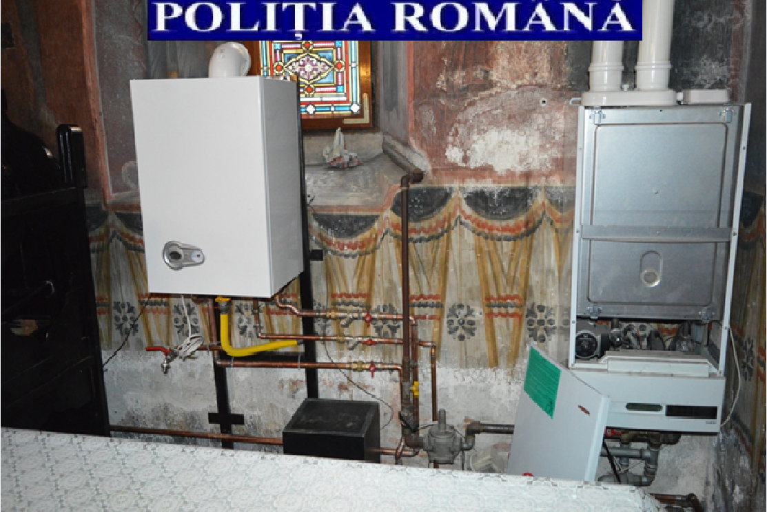 BUCUREȘTI/FOTO: Dosar penal pentru lucrări neautorizate la o biserică monument istoric