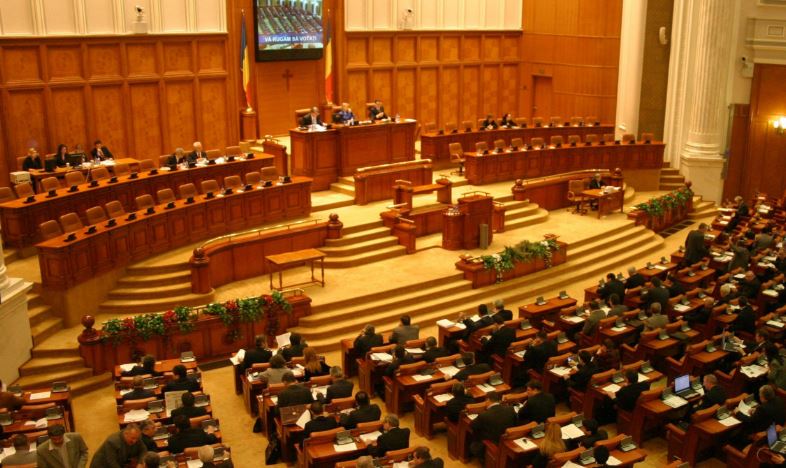 Moțiune simplă pe Sănătate, depusă de PNL, USR și PMP în Camera Deputaților