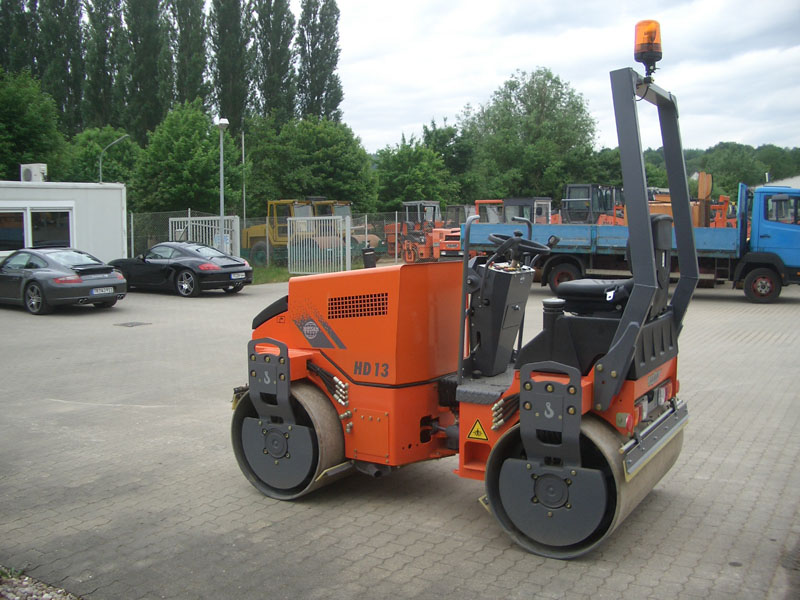 CONSTANȚA: Tânăr reținut pentru că ar fi furat un … utilaj compactor