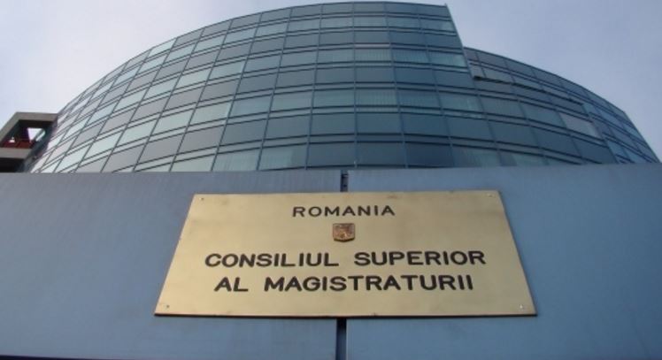 CSM a decis încetarea detașării la Ministerul Justiției a procurorilor Constantin Sima și Oana Schmidt Hăineală