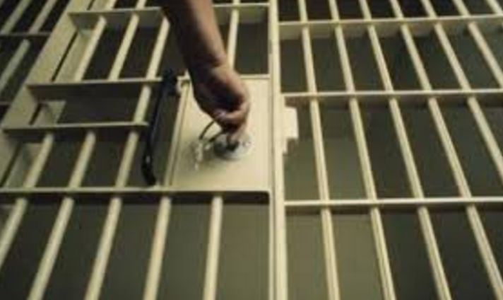 IALOMIȚA: Au fost ELIBERATE din arest persoanele din sistemul sanitar suspecte de decontarea de reţete false