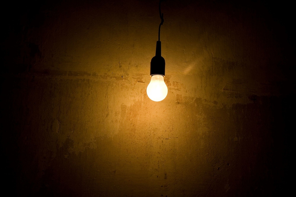 Lucrări de întreținere a rețelelor electrice. Mai multe localități rămân fără curent