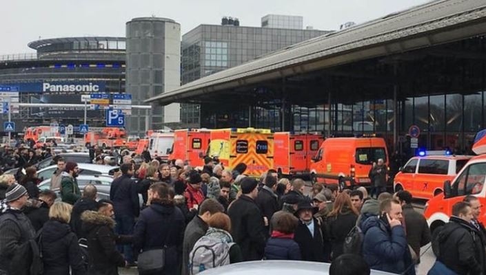 GERMANIA: Aeroportul din Hamburg, evacuat din cauza unei substanţe toxice care a afectat 50 de persoane