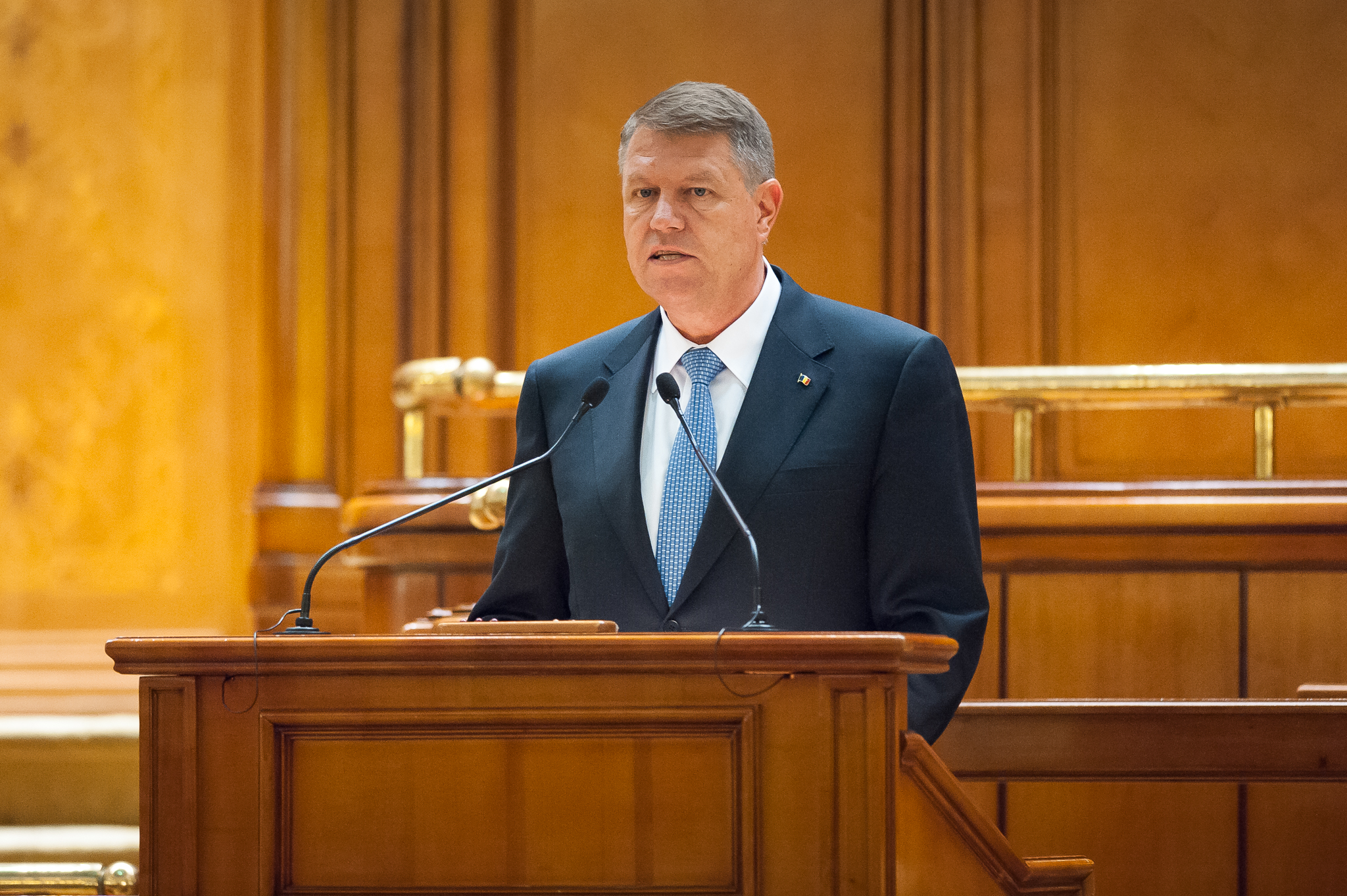 Iohannis, în plenul Parlamentului: „Nu faceţi rău societăţii româneşti, mergând mai departe cu legi ale justiţiei şi cu modificări ale codurilor penale“