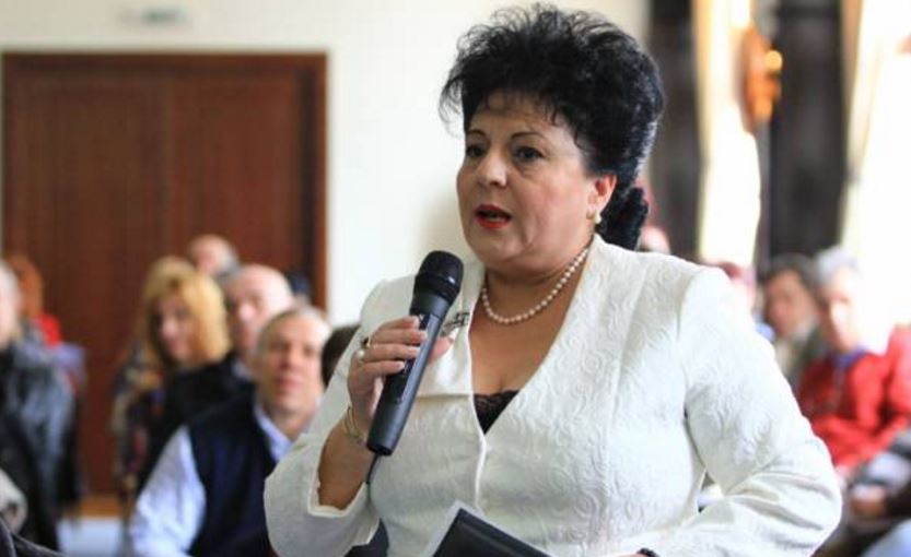 Primarul din CUMPĂNA le solicită localnicilor să patruleze pentru a păzi localitatea de HOŢI
