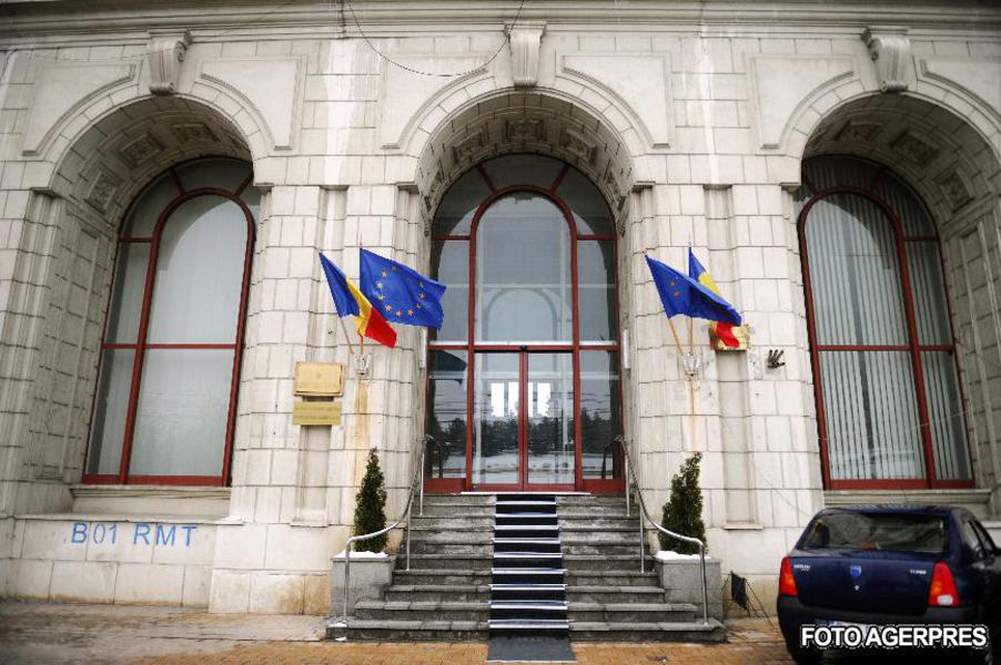 Ministerul Justiției precizează că nu are în vedere reorganizarea DNA și DIICOT