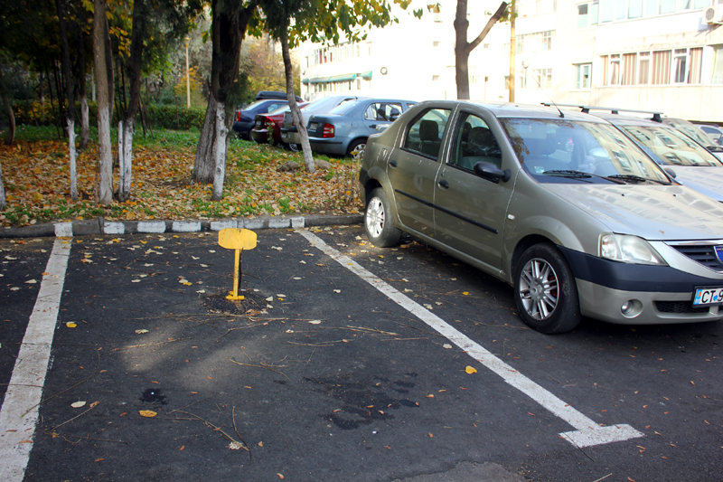Primăria Constanța: Blocarea locurilor de parcare, interzisă! Ce amenzi riscă persoanele care nu respectă această prevedere
