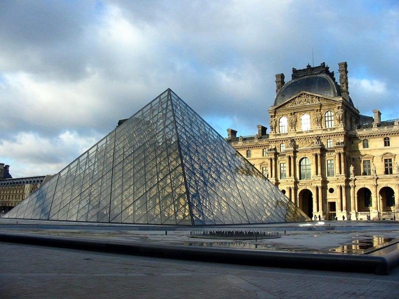 Americanii nu se tem de atentatele din PARIS: Au vizitat Franța în același număr, spre deosebire de asiatici