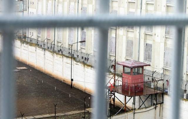 CERNAVODĂ: Bărbați încarcerați pentru deținere ilegală de arme, respectiv furt