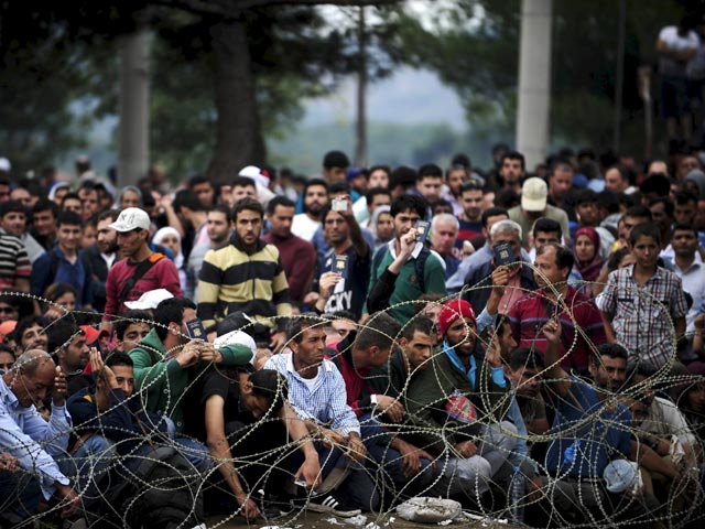 Comisia Europeană ameninţă România cu sancţiuni din cauza refugiaţilor