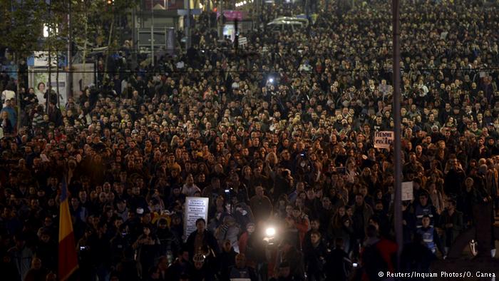 BUCUREȘTI. A zecea zi de proteste în Piața Victoriei