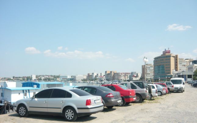 Lipsă ACUTĂ de locuri de parcare la TULCEA