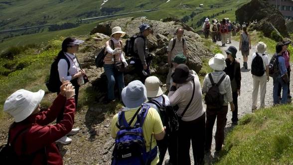 Va fi construită o bază de date care va da numărul exact al turiștilor străini care au vizitat România